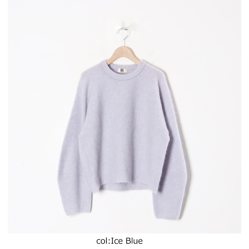 unfil(ե) stretch superkid mohair crew-neck P/O