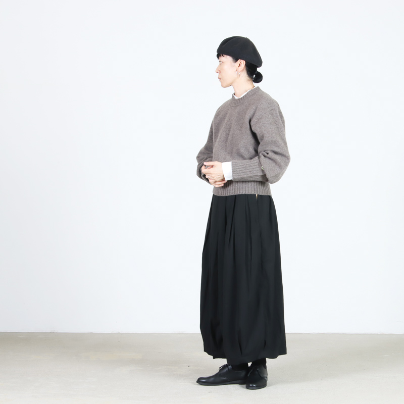 unfil(ե) fine lambs wool crew-neck P/O
