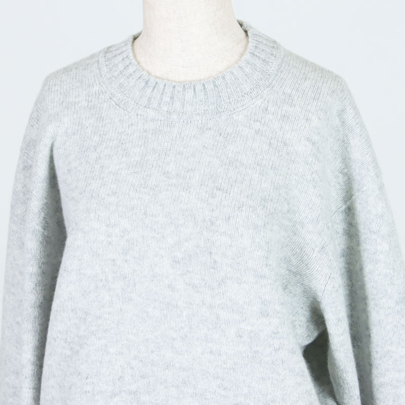 unfil(ե) fine lambs wool crew-neck P/O