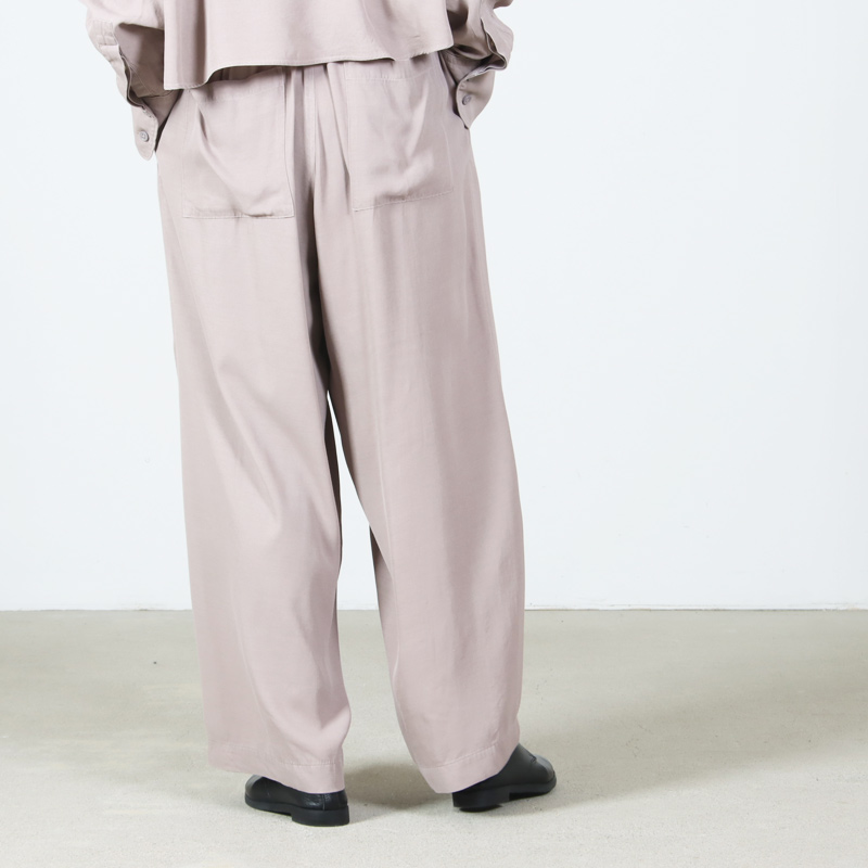 unfil(����ե���) rayon gabardine pigment washed BIG easy trousers