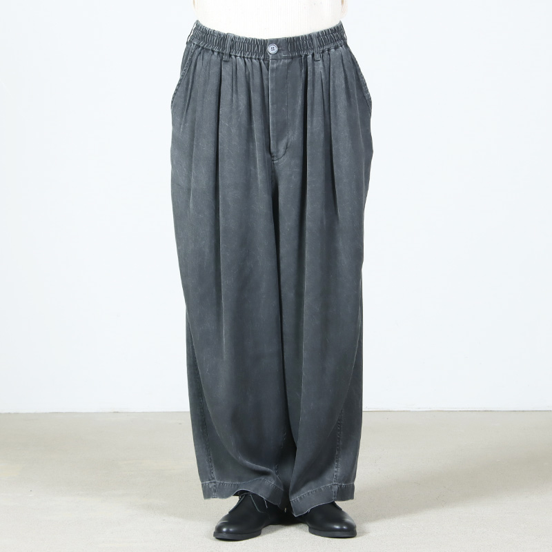 unfil(����ե���) rayon gabardine pigment washed BIG easy trousers