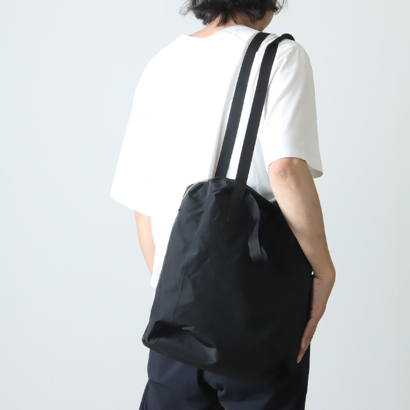 Veilance Green Seque Re-System Tote Bag