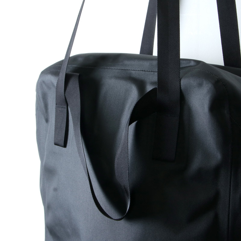 美品 ARC''TERYX VEILANCE seque tote ヴェイランス