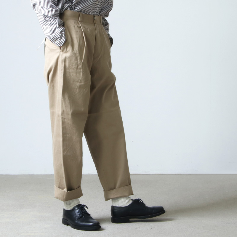 美品 yaeca チノパン tuck tapered-chino khaki - チノパン