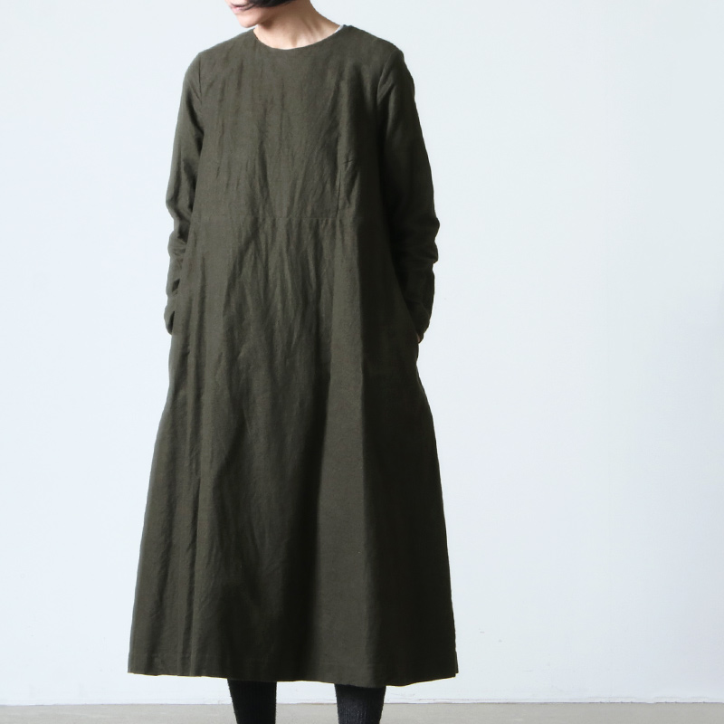 YAECA(䥨) WRITE A LINE DRESS