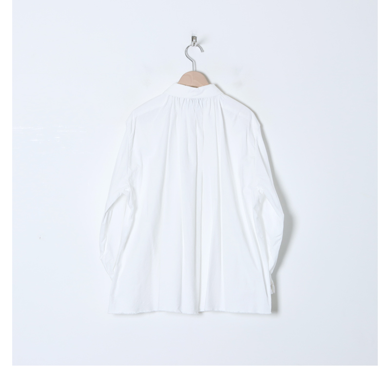 YAECA(䥨) WRITE GATHERED BLOUSE 