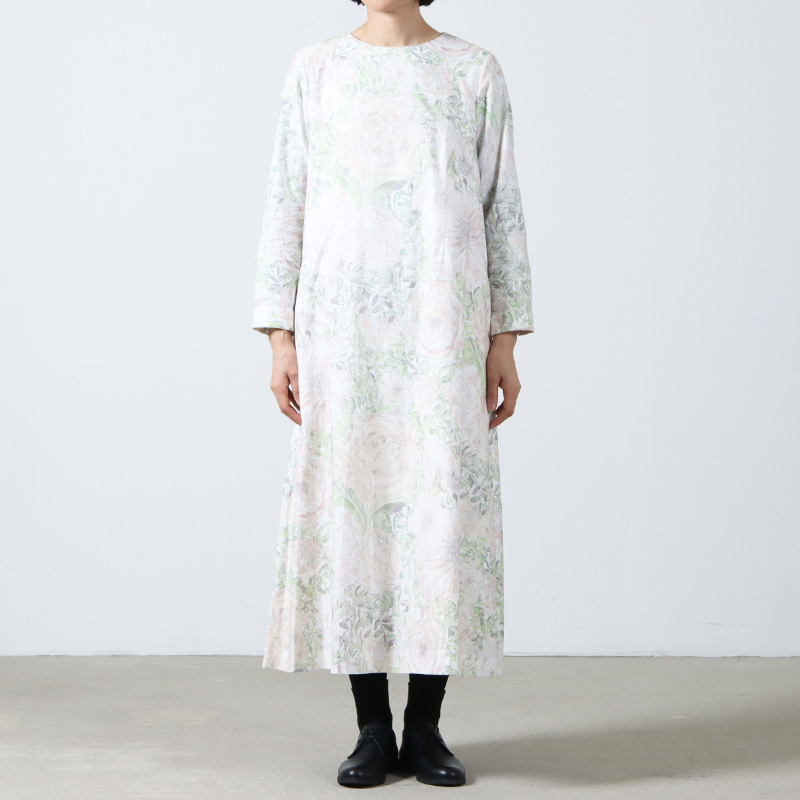 YAECA(䥨) WRITE A LINE DRESS LIBERTY