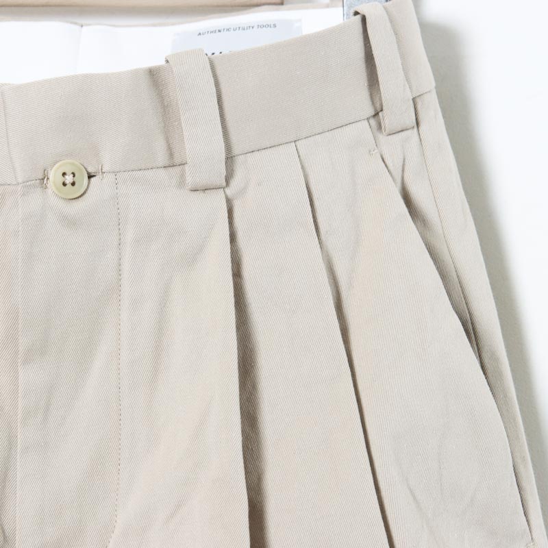YAECA (ヤエカ) CHINO CLOTH PANTS TWO TUCK TAPERED