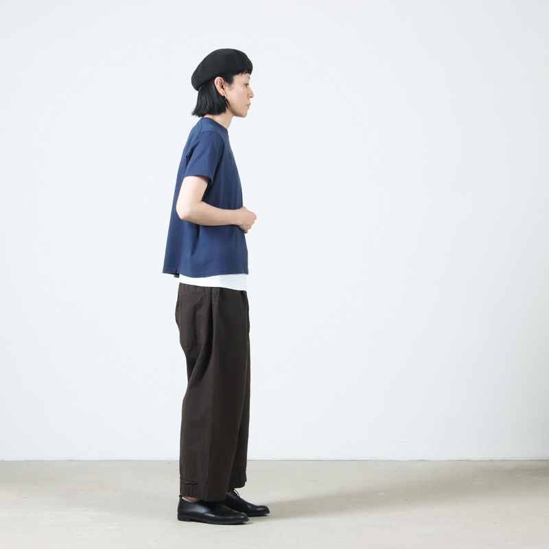YAECA(䥨) CREWNECK POCKET T S/S