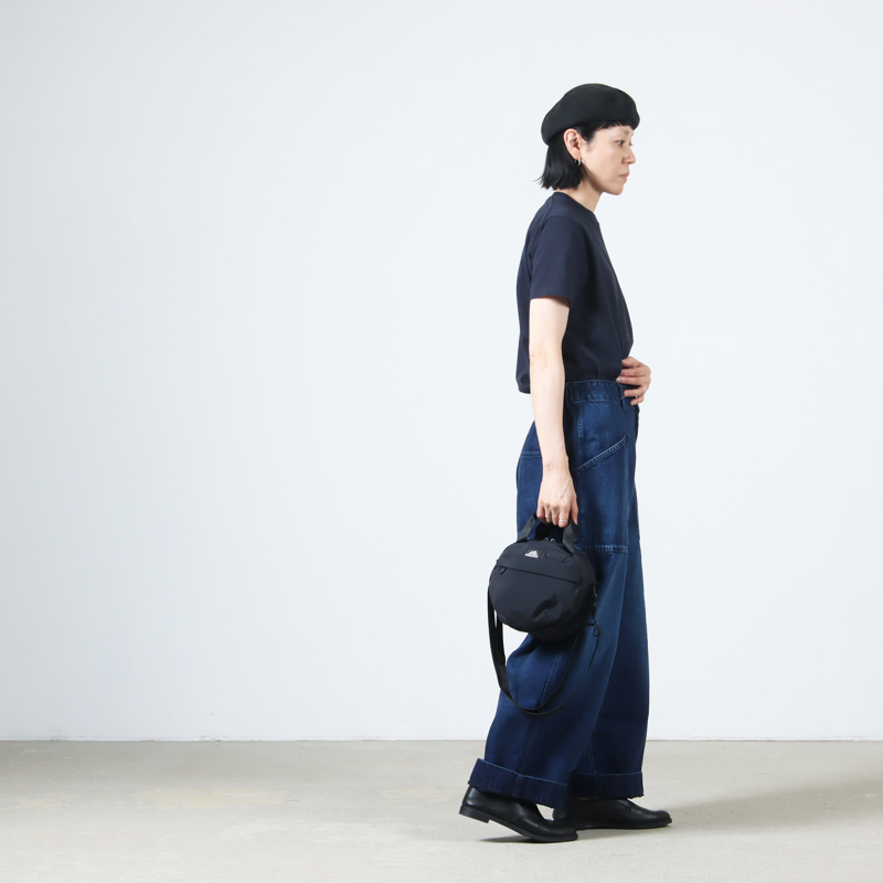 YAECA(䥨) CREWNECK POCKET T S/S