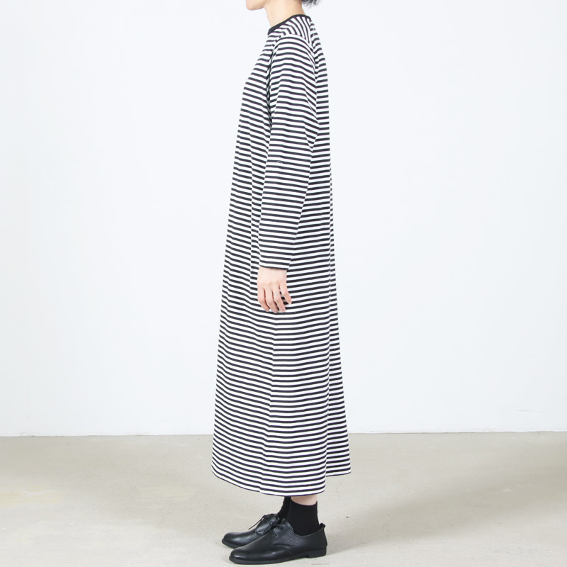 YAECA(�䥨��) Slub Yarn Long-Sleeve T-Shirt Dress
