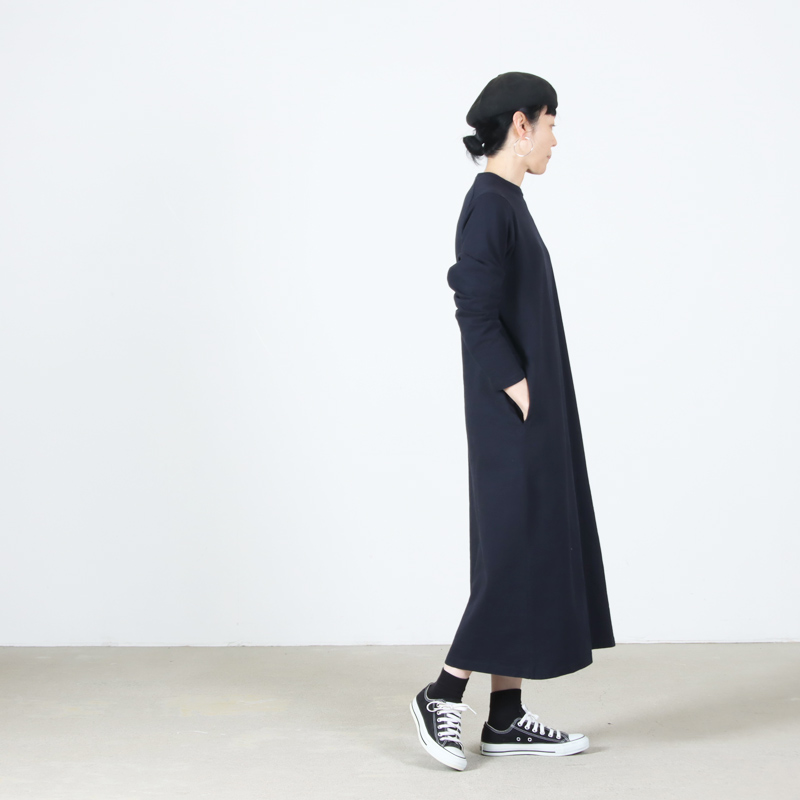 YAECA(�䥨��) Slub Yarn Long-Sleeve T-Shirt Dress