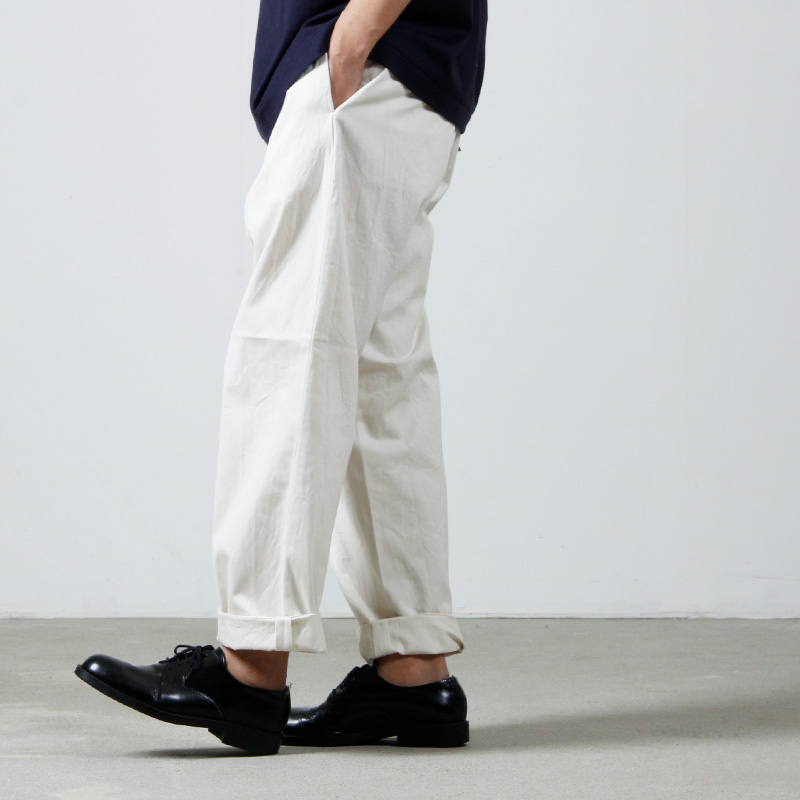 YAECA (ヤエカ) CHINO CLOTH PANTS TUCK TAPERED / チノクロスパンツ