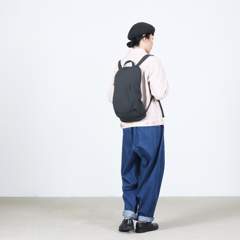 YAECA(�䥨��) Scarab Bag