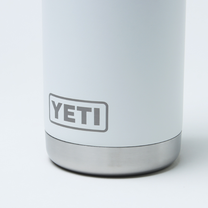 YETI(ƥ) 18 oz WATER BOTTLE WITH CHUG CAP