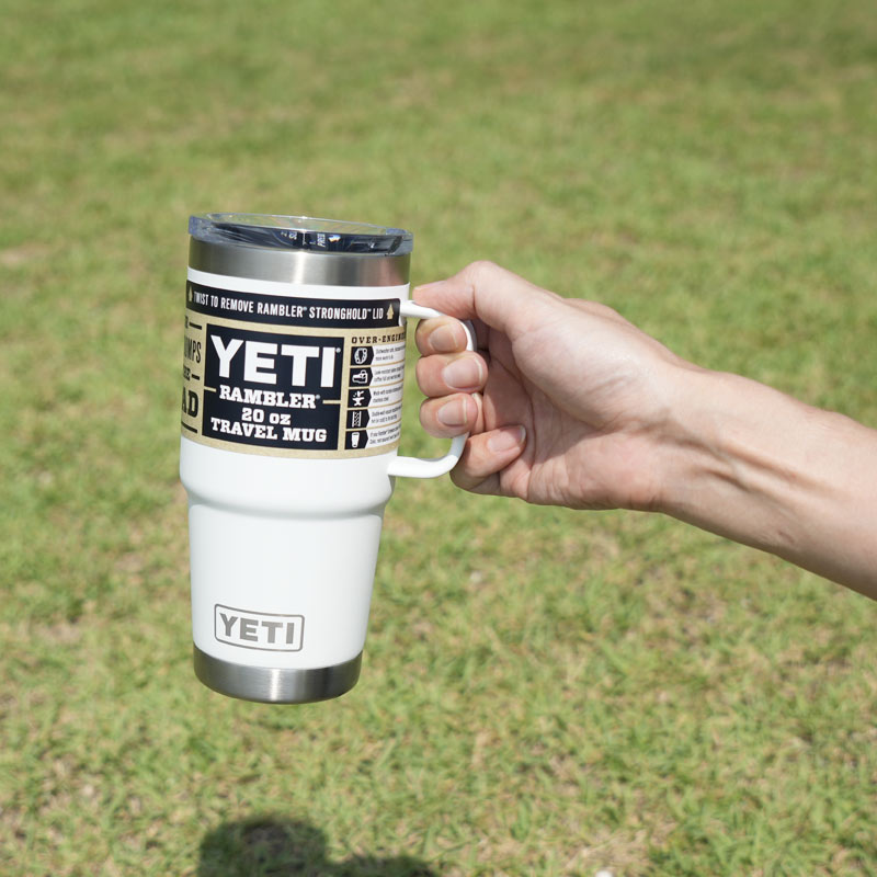 YETI(�����ƥ�) 20 oz TRAVEL MUG